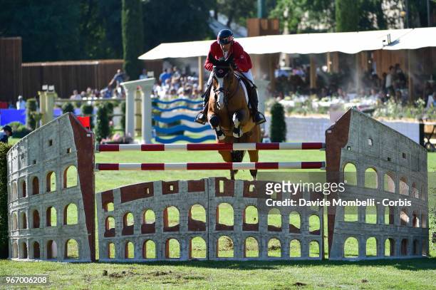 Eric LAMAZE of Canada, riding Coco Bongo during Banca Intesa Nations Cup CSIO Rolex Piazza di Siena on May 25, 2018 in Villa Borghese Rome, Italy.