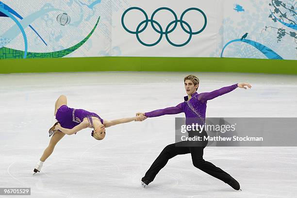 Stacey Kemp and David King of Great Britain compete in the figure skating pairs short program on day 3 of the Vancouver 2010 Winter Olympics at...