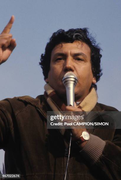 Akka Ghazzi, secrétaire de la CGT de l'usine Citroen d'Aulnay, lors d'une grève le 21 février 1983 à Aulnay sous Bois, France.