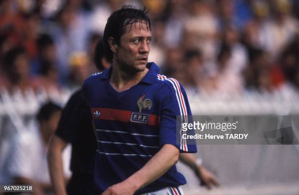 Le joueur de football Bernard Lacombe lors de la finale de l'Euro 84 le 27 juin 1984 à Paris, France.