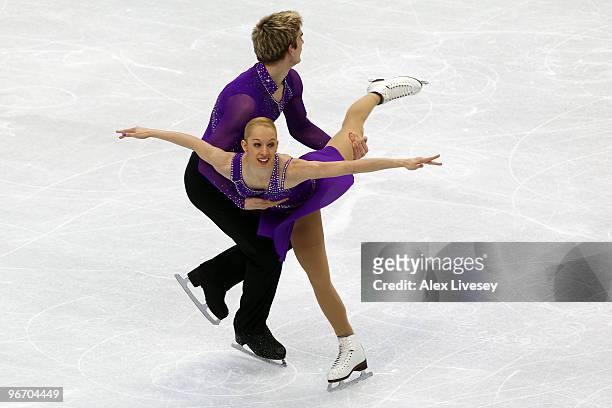 Stacey Kemp and David King of Great Britain compete in the figure skating pairs short program on day 3 of the Vancouver 2010 Winter Olympics at...