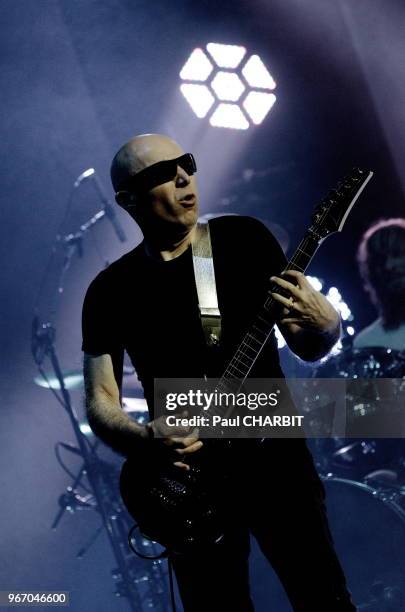 Le guitariste americain Joe Satriani en concert au Grand Rex le 24 septembrel 2015, Paris, France.