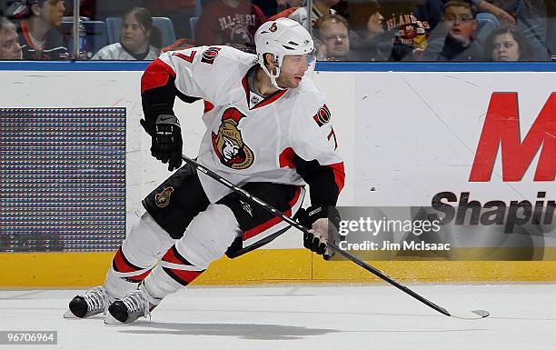 Matt Cullen of the Ottawa Senators skates against the New York Islanders on February 14, 2010 at Nassau Coliseum in Uniondale, New York.