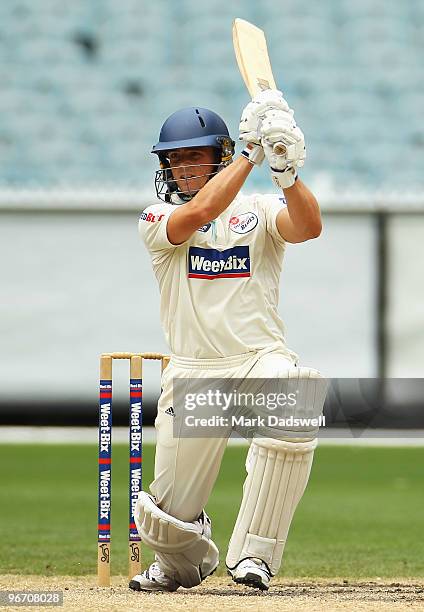 Steve O'Keefe of the Blues straight drives during day four of the Sheffield Shield match between the Victorian Bushrangers and the Queensland Bulls...