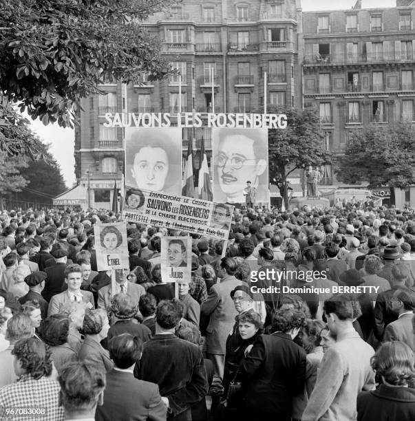 Demonstration at the Place de la Nation to support Julius and Ethel Rosenberg an american couple accused to be spies for the Soviet Union and...