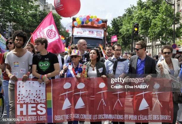 Defile annuel de la 'Marche des Fiertes' qui s'est d'abord appelee Gay Pride, puis la Lesbian and Gay Pride, puis LGBT Pride pour finalement...