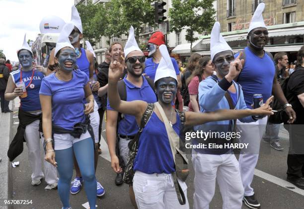 Defile annuel de la 'Marche des Fiertes' qui s'est d'abord appelee Gay Pride, puis la Lesbian and Gay Pride, puis LGBT Pride pour finalement...