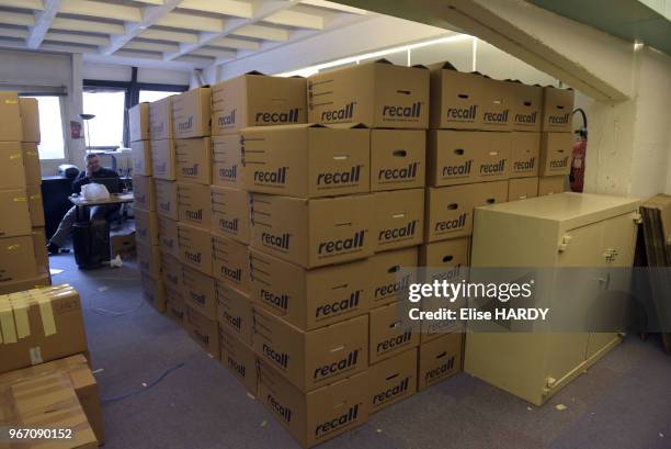 Cartons dans les anciens bureaux du journal 'Libération' lors du déménagement le 18 décembre 2015, Paris, France.