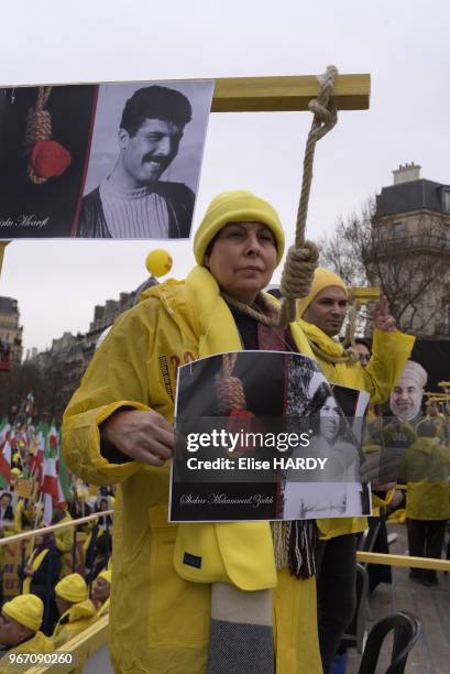 Manifestation organisé par le collectif 'No2Rohani & StopExecutionsIran' contre les exécutions en Iran, le 28 janvier 2016, Place Denfert-Rochereau,...