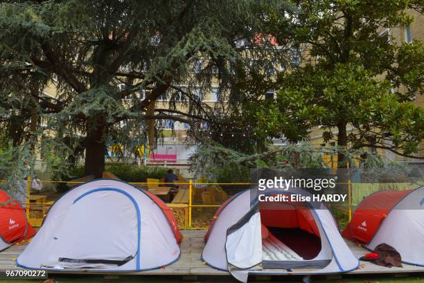 Camping à la Ressourcerie Créative - Les Grands Voisins dans l?ancien hôpital Saint-Vincent de Paul à Paris, France, le 20 septembre 2016.