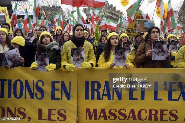 Manifestation organisé par le collectif 'No2Rohani & StopExecutionsIran' contre les exécutions en Iran, le 28 janvier 2016, Place Denfert-Rochereau,...