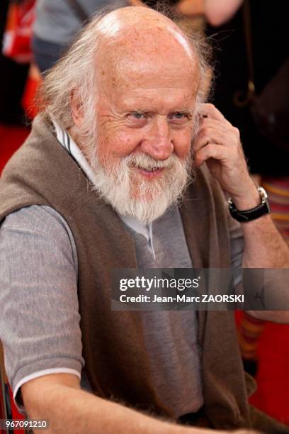 Astrophysicien, communicateur scientifique et écologiste franco-canadien Hubert Reeves, le 27 mars 2007, à Paris, France.