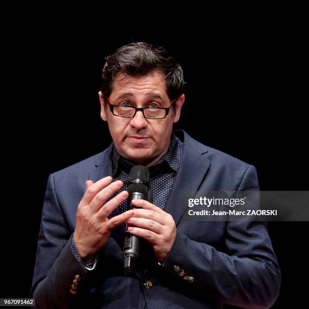 Olivier Py, dramaturge, comédien, réalisateur et metteur en scène français, directeur du Festival d'Avignon, au cours de la conférence de presse de...