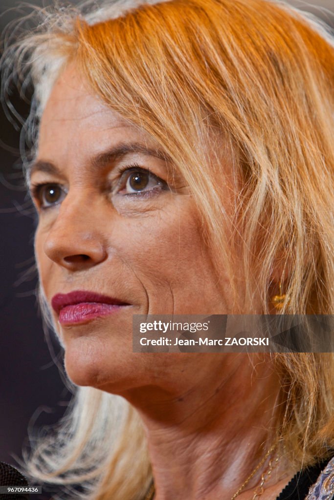 Portrait De Laure Adler Journaliste crivain ditrice Et News portrait-de-laure-adler-journaliste-crivain-ditrice-et-news