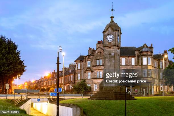 bridge clock tower, stirling, scotland - stirling scotland stock pictures, royalty-free photos & images