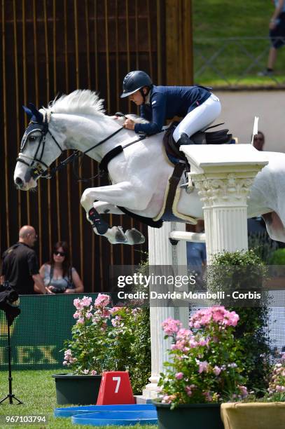Louise Saywell of United States of America, riding Golden Wave Ol, during Rolex Grand Prix Piazza di Siena on May 27, 2018 in Villa Borghese Rome,...