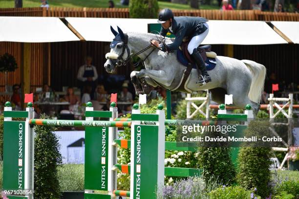 Leopold VAN ASTEN for Netherlands, riding VDL GROEP BEAUTY, during Rolex Grand Prix Piazza di Siena on May 27, 2018 in Villa Borghese Rome, Italy.