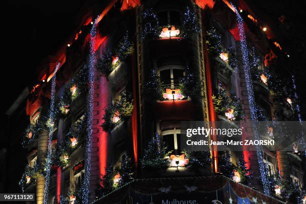 Christmas lights used for decoration of the Avenue des Champs-Elysees in Paris, inaugurated the day before by Bertrand Delanoe, mayor of Paris, in...