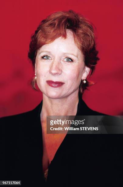 Eva Darlan assiste à la fête organisée pour célébrer les 40 ans du magazine 'Télé 7 Jours' le 27 avril 2000 à Paris, France.