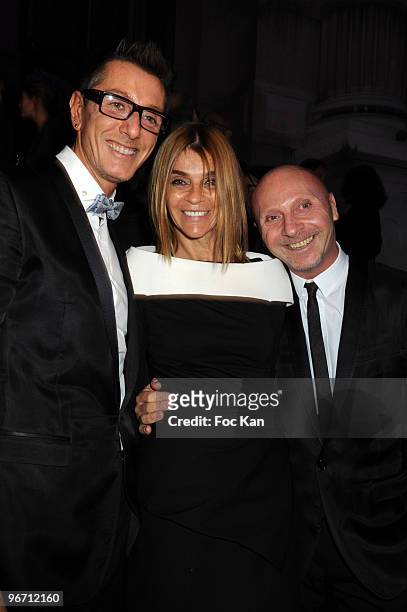 Stefano Gabbana, Carine Roitfeld and Domenico Dolce attend the Suzy Menkes 20th Fashion Anniversary at the Musee Galliera on on September 27, 2008 in...