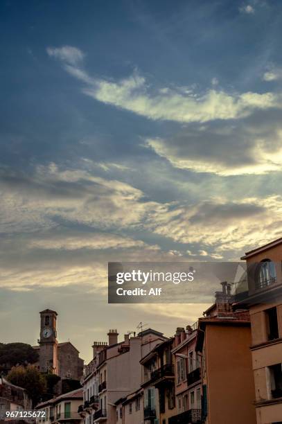 citadel of cannes from the port, provence-alpes-cote d'azur, france - mt lemmon 個照片及圖片檔