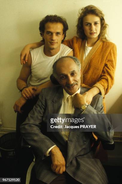 Sandrine Bonnaire sur le plateau du film 'Tir a vue' de Marc Angelo avec les acteurs Laurent Malet et Salah Teskouk le 27 juin 1984 en France.