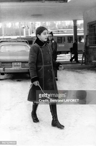Farahnaz Pahlavi aux sports d'hiver, le 16 janvier 1975 à Saint Moritz, Suisse.