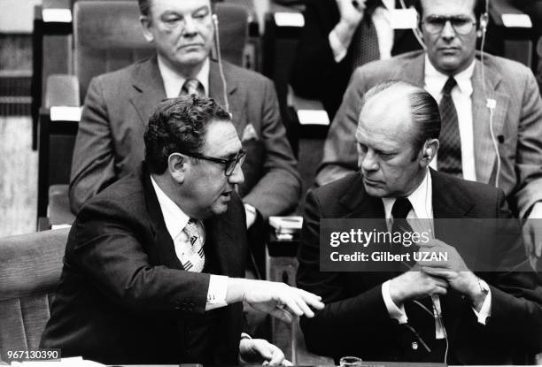 Henry Kissinger et Gérald Ford, lors du sommet de l'OTAN.