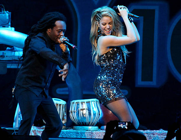 Shakira performs at Y 100 Jingle Ball 2009 at Bank Atlantic Center on December 12, 2009 in Fort Lauderdale, Florida.