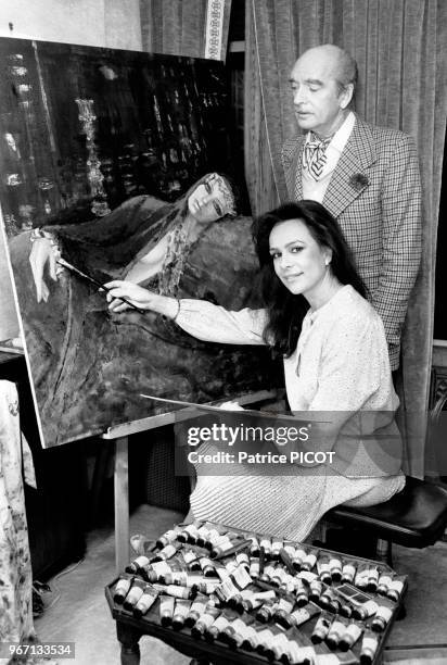 Le producteur de musique Eddie Barclay avec son épouse Michelle Demazures, le 27 mars 1980.