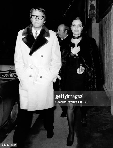 Romy Schneider et Harry Meyen lors de la première du film 'Les Choses de la Vie' le 13 mars 1970 à Paris, France.