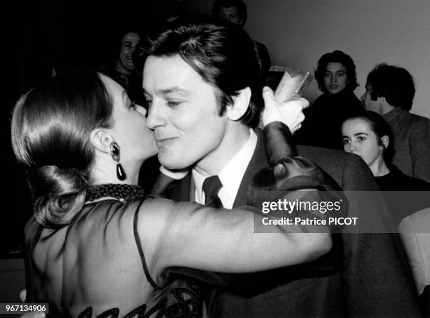 Romy Schneider et Alain Delon lors de la première du film 'Les Choses de la Vie' le 13 mars 1970 à Paris, France.