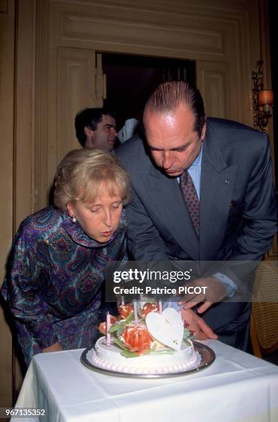 Jacques et Bernadette Chirac lors du 83e anniversaire du compositeur Loulou Gasté au Fouquet's le 17 mars 1991 à Paris, France.