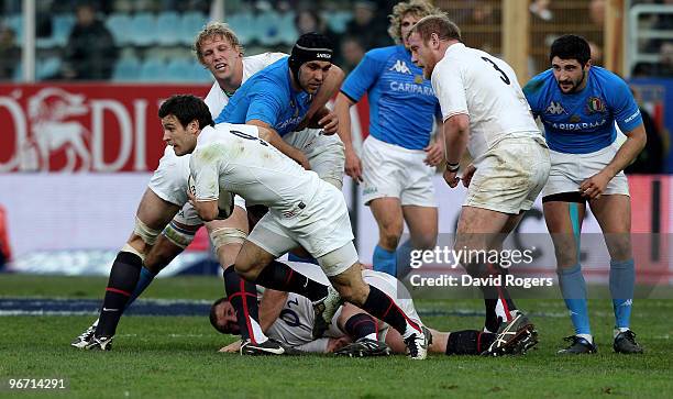 Danny Care, the England scrumhalf, runs with the ball during the RBS Six Nations match between Italy and England at Stadio Flaminio on February 14,...