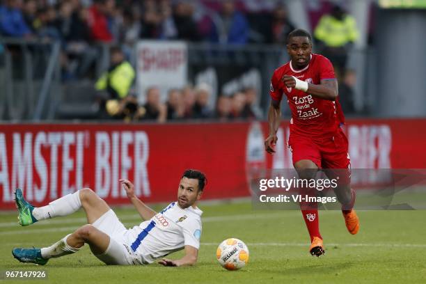 Thomas Bruns of Vitesse, Gyrano Kerk of FC Utrecht during the Dutch Eredivisie play-offs final match between FC Utrecht and Vitesse Arnhem at the...