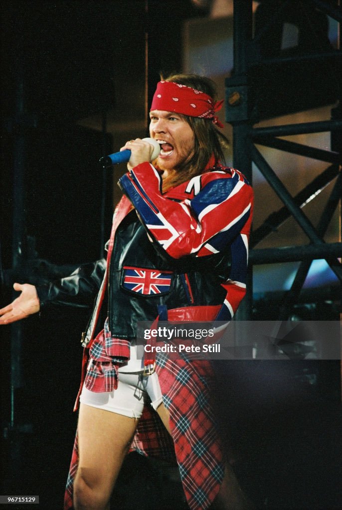 Guns n Roses Perform At The Freddie Mercury Tribute Concert 1992