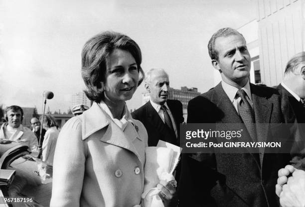 Visite du Roi Juan Carlos Ier et de la Reine Sophie d'Espagne à l'Institut de Cancérologie de Villejuif le 23 octobre 1973, France.