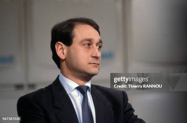 Portrait de Bertrand Delanoe lors des élections cantonales le 17 mars 1985 en France.