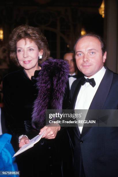 Jacques Toubon et son épouse arrivent à l'Hôpital américain pour les 75 ans de l'établissement le 21 janvier 1987 à Neuilly-sur-Seine, France.