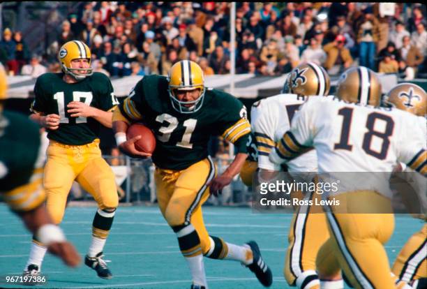 Perry Williams, running back for the Green Bay Packers, during the final NFL football game of the 1972 season against the New Orleans Saints in...