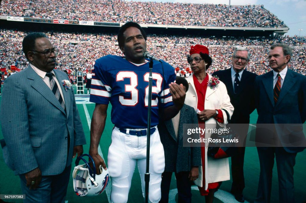 O.J. Simpson, professional football player with the Buffalo Bills, is inducted into the Wall of Fame in Rich Stadium on September 14, 1980.