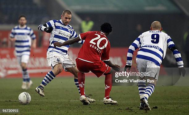 Christian Tiffert of Duisburg and Rodnei of Kaiserslauter battle for the ball during the Second Bundesliga match between MSV Duisburg and 1. FC...