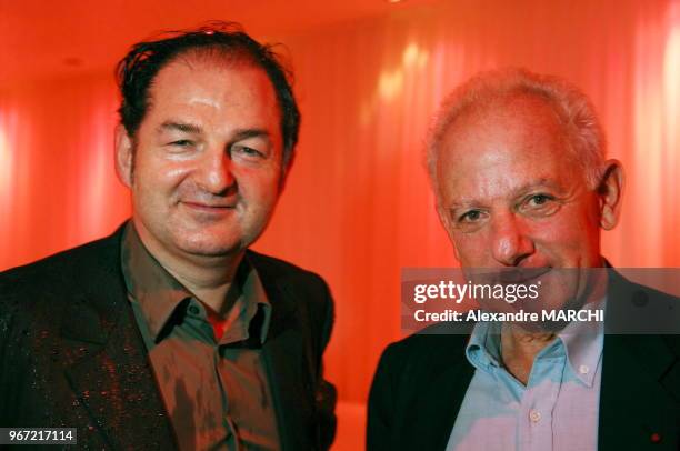 Debat politique, aux Bains Douches, du parti La Diagonale "Pour un Sarkozisme de gauche" avec comme invites Denis Olivennes, president de la Fnac,...