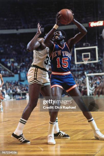 Earl Monroe of the New York Knicks handles the ball against the Boston Celtics circa 1974 at the Boston Garden in Boston, Massachusetts. NOTE TO...