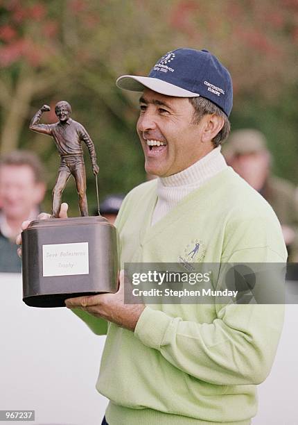 Captain of the Continental Europe team Seve Ballesteros holds the trophy during the inaugural Eurobet Seve Ballesteros Trophy match against Great...