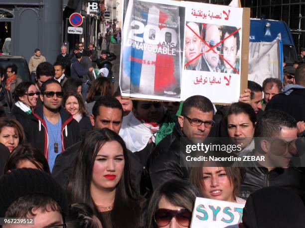 Manifestation à l'appel d'un groupe d'opposants à un quatrième mandat du président algérien Abdelaziz Bouteflika, le 22 mars 2014, Paris, France.