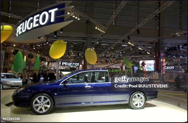 Super limousine 607 by Peugeot.