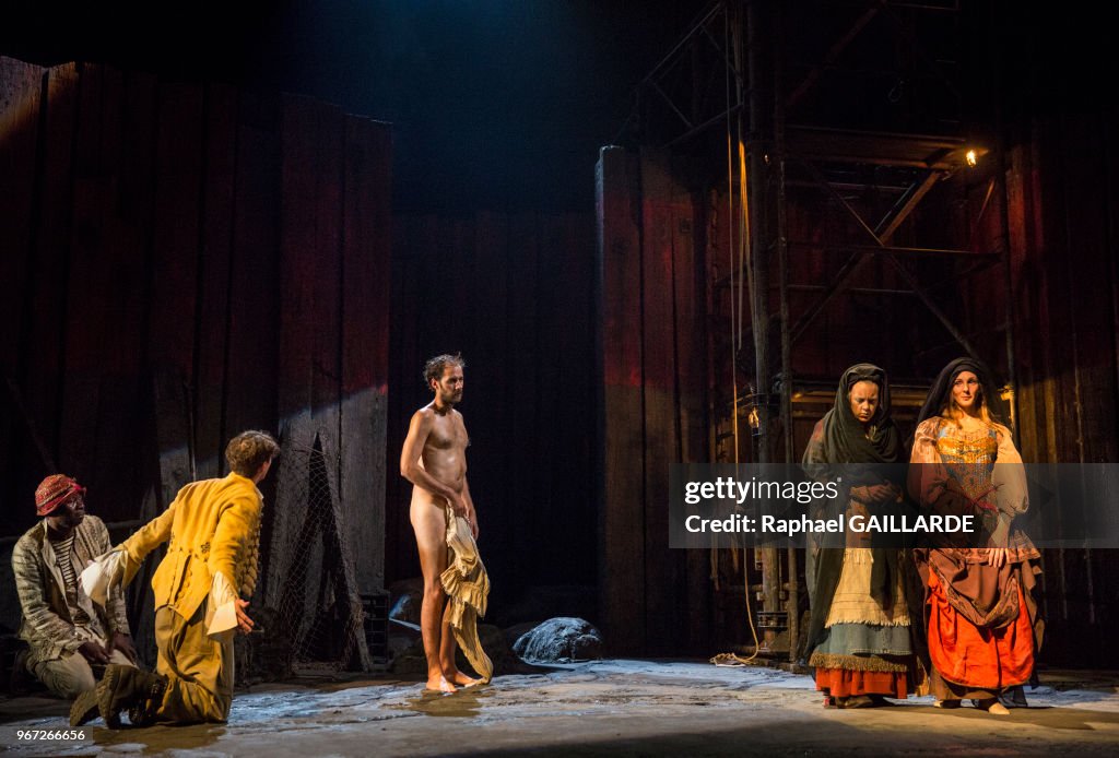 Les Fourberies de Scapin" de Molière au théâtre Richelieu