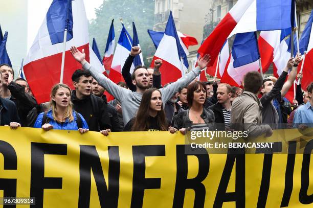 Manifestation du collectif 'ON EST CHEZ NOUS', mouvement de Génération Identitaire et du Bloc Identitaire, marche depuis la place Monge jusqu'à la...