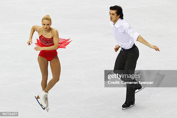 Maria Mukhortova and Maxim Trankov of Russia compete in the figure skating pairs free skating on day 4 of the Vancouver 2010 Winter Olympics at the...